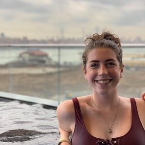 Meet your Posher, Victoria